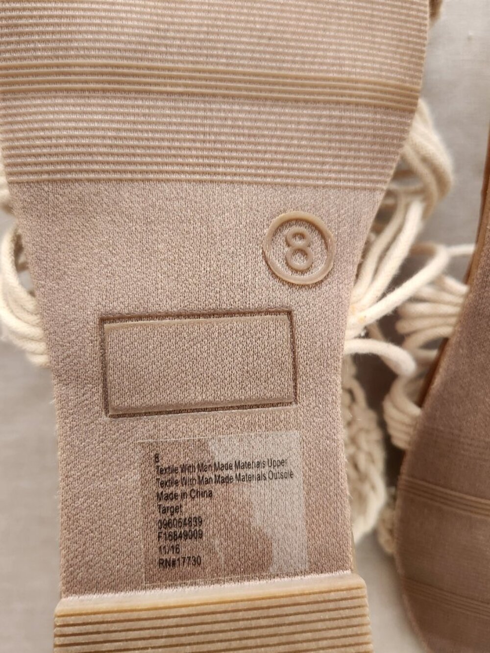 NWOT Mossimo Supply Co crocheted sandles, size 8 - Picture 5 of 7